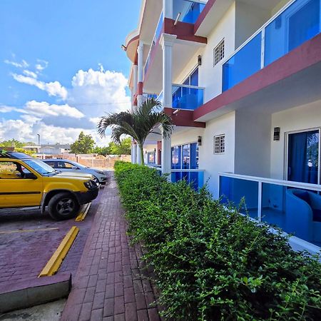 Madome Aparta Hotel بدرنالس المظهر الخارجي الصورة
