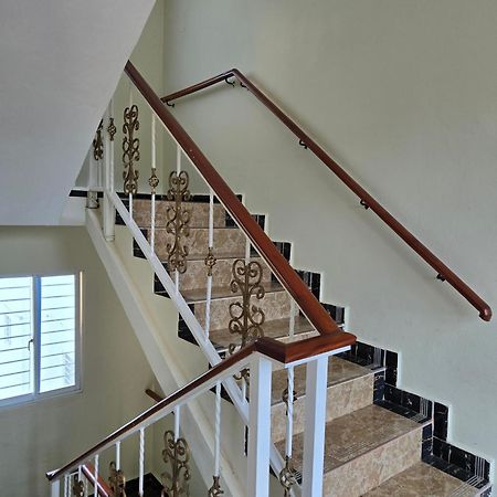 Madome Aparta Hotel بدرنالس المظهر الخارجي الصورة